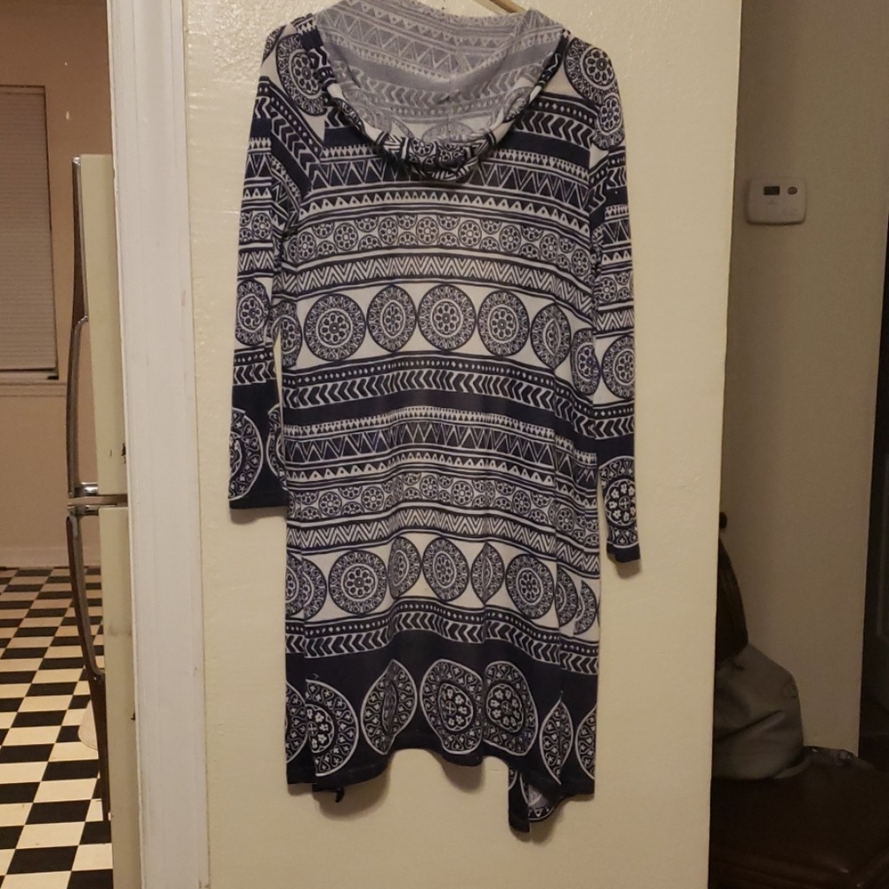 Cardigan - Picture 2 of 2
